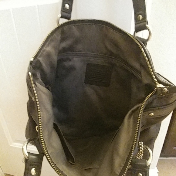 Authentic Coach bag - Picture 2 of 6